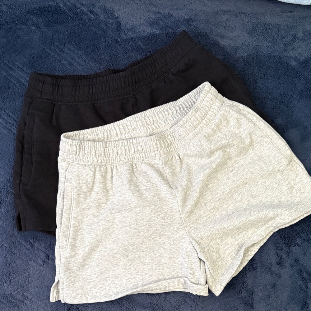 Aeropostale Black and Gray Casual Shorts Set
